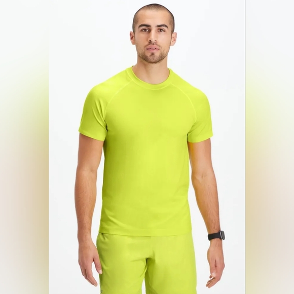 Men's Fabletics Training Day tee - Picture 1 of 6